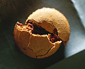 Chocolate-filled almond macaroon