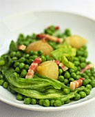 Peas with pancetta and onions