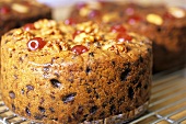 Fruit cake (with dried fruit)