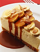 Banana cheesecake with butterscotch sauce