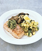 Salmon fillet with vegetables