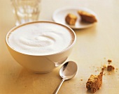 Milky coffee with cantuccini