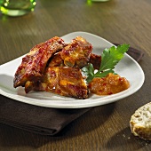 Spare ribs with chilli and date sauce