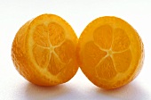 Kumquat, halbiert