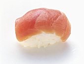 Nigiri-Sushi mit Thunfisch