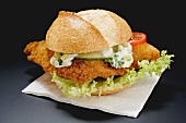 Fish burger with remoulade sauce