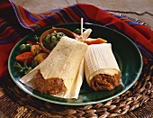 Tamales (Gefüllte Maisblätter, Spezialität aus Lateinamerika)