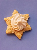 Coconut star with meringue topping