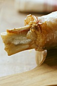Roast turkey leg (detail of bone)