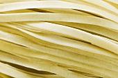 Dried egg noodles (close-up)