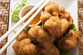 Asiatische Chicken Nuggets mit Aprikosensauce