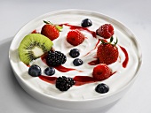Yoghurt with berries and kiwi fruit
