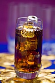 Bira Puera (Cocktail mit Bacardi, Cherry Brandy Liquer, Cola)