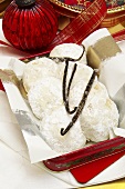 Vanilla biscuits with icing sugar for Christmas