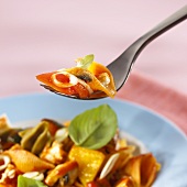 Spicy pan-cooked pasta dish