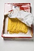 Spaghetti in der Verpackung