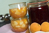Aprikosenmarmelade & Beerenmarmelade