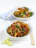 Fried noodles with beef and peppers