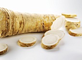 Sliced horseradish root