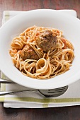 Spaghetti with meatballs and tomato sauce