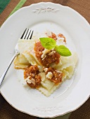 Ravioli with tomato sauce