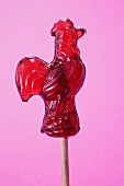 Rooster-shaped lollipop