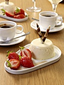 Panna cotta with balsamic strawberries