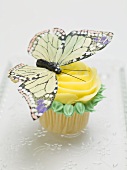 Rose muffin with butterfly