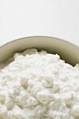 Cottage cheese in a bowl (close-up)