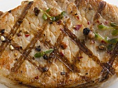 Grilled pork steak (close-up)