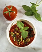 Tomato sauce with basil