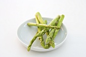 Green asparagus on plate