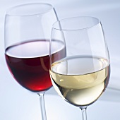 Glass of white wine and glass of red wine