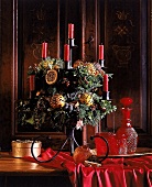 Adventsgesteck mit roten Beeren und Orangen, Kerzen, doppelstöckig