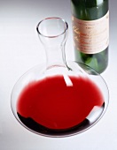 Bauchige Weinkaraffe aus Glas.X 