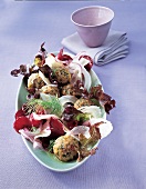 Eichblattsalat mit Fleischbällchen, Rote Bete,Zwiebeln,Fenchel