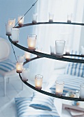 Deckenleuchter aus Gußeisen mit Gläsern für Teelichter, Kerzenlicht