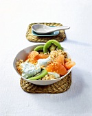Limetten-Kokos-Reis mit Grapefruit und Kiwi