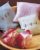 Duftkissen aus Organza, mit Lavendel gefüllt