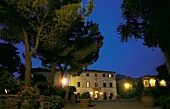 Toskana, Hotel und Restaurant San Felice, Nachtaufnahme, außen