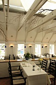 Kleines Meer Restaurant im gleichnamigen Hotel in Waren innen