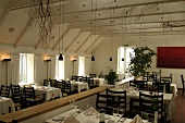 Kleines Meer Restaurant im gleichnamigen Hotel in Waren innen