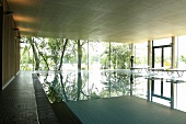 Landhaus am See Hotel in Garbsen innen Swimming Pool