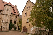 Schloss Sommerhausen Schloß Sommerhausen Weingut mit Gästezimmer Gaestezimmer in Sommerhausen