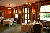 Wald- und Schlosshotel Friedrichsruhe Wald und Schlosshotel Friedrichsruhe Restaurant Gaststätte