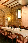 J Koegler Weingut mit Weinverkauf Restaurant-Hotel Vinothek in Eltville
