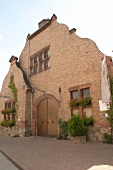 Winzer von Erbach Weingut mit Weinverkauf in Eltville Hessen Deutschland
