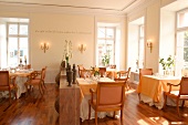 ohne MCB Prinzess von Erbach Restaurant Gaststätte Gaststaette im Hotel Schloss Reinhartshausen in Eltville