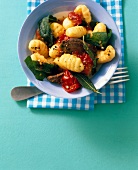 Gnocci mit Entenleber und gegrillten Tomaten