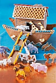 Gingerbread biscuits in the form of Noah's ark and animals